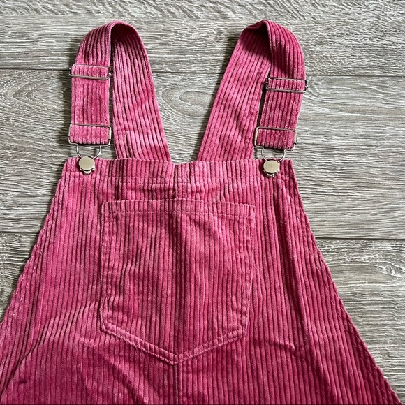 FOREVER 21 pink corduroy overalls skirt size large - Picture 3 of 9